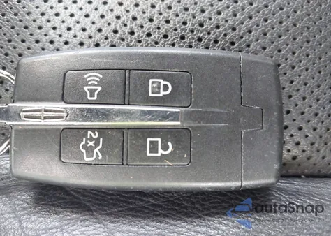 2012 Lincoln Mks z USA, uszkodzony, nr VIN 1LNHL9DR8CG804349